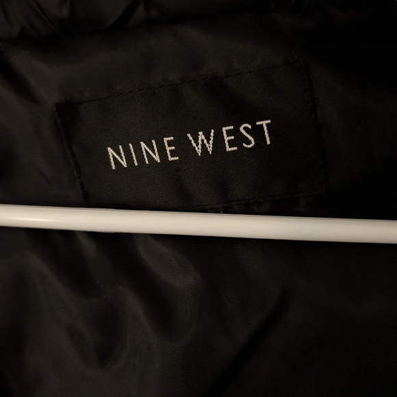 Women's Nine West Black Puffer Coat with Detachable Faux Fur Hood - Picture 2 of 7